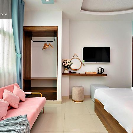 Hanz 137 Vivianne Hotel De Tham ホーチミン市 エクステリア 写真
